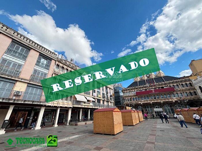 Casas en venta y pisos alquiler - 1