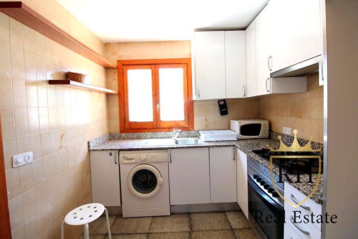 Casas en venta y pisos alquiler - 2