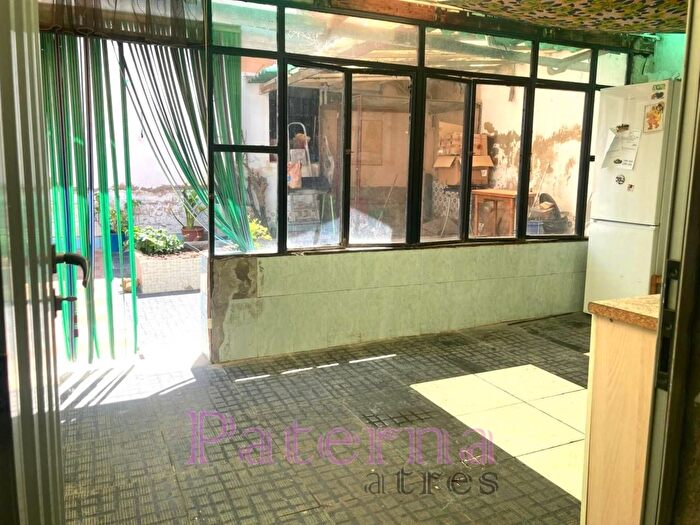 Casas en venta y pisos alquiler - 3