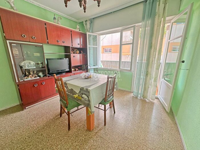 Casas en venta y pisos alquiler - 2