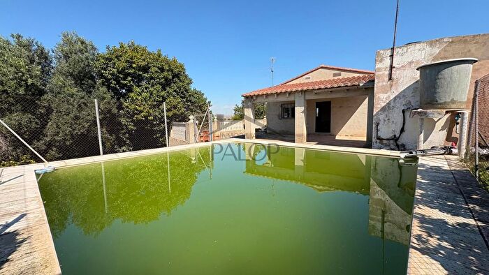 Casas en venta y pisos alquiler - 1