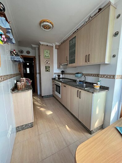 Casas en venta y pisos alquiler - 2