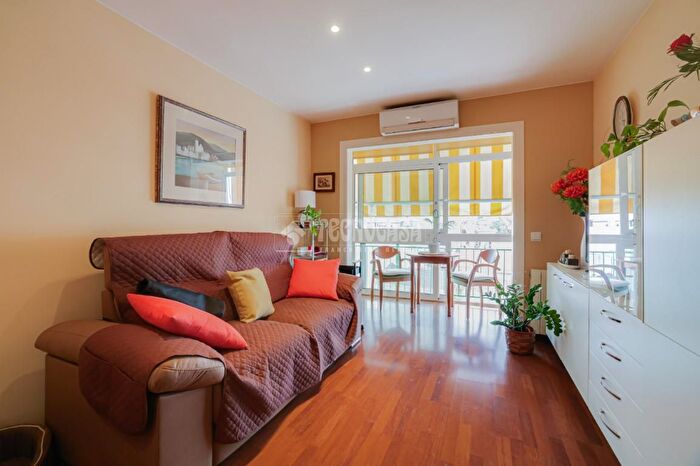 Piso en venta en Centre Can Nadal, Sant Feliu de Llobregat de 3 habitaciones