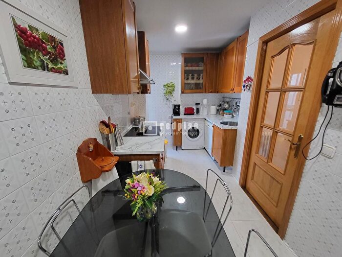 Casas en venta y pisos alquiler - 3