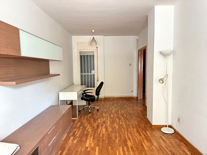 Piso en venta en Sant Martí, El Clot de 2 habitaciones