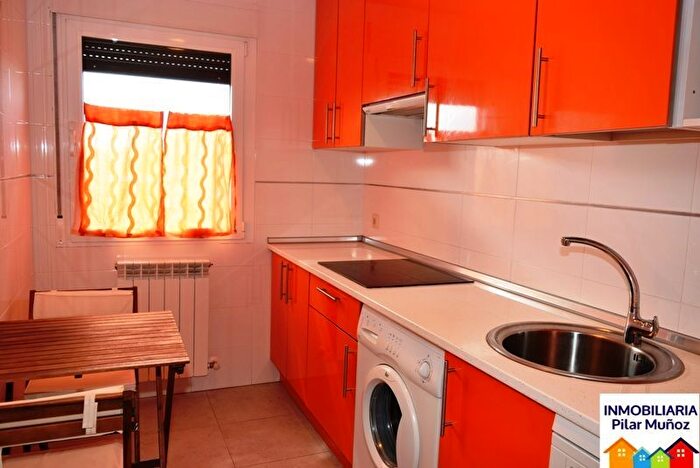 Casas en venta y pisos alquiler - 3