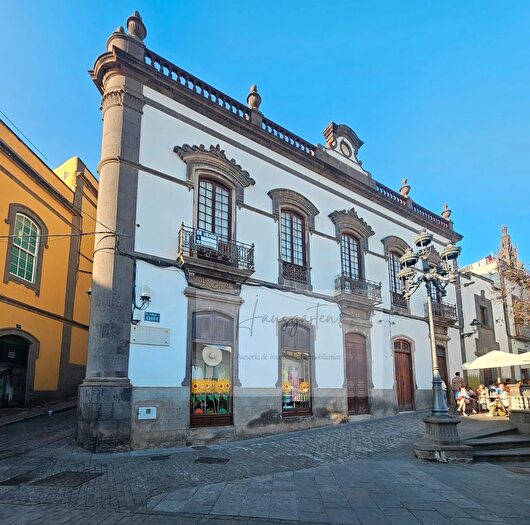 Casas en venta y pisos alquiler - 1