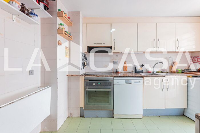 Casas en venta y pisos alquiler - 2