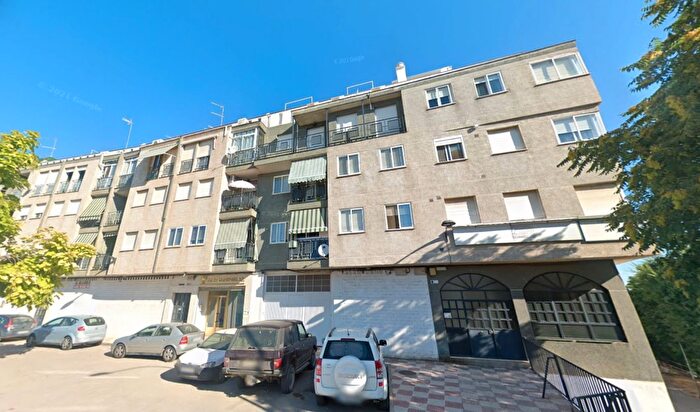 Piso en venta en Torre del Campo, Jaén de 3 habitaciones