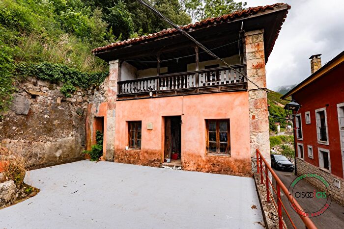 Casas en venta y pisos alquiler - 1