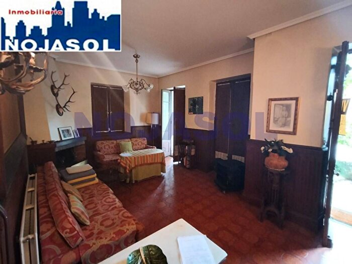 Casas en venta y pisos alquiler - 3