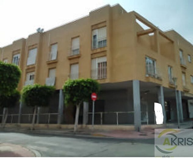Piso en venta en Los Molinos Villa Blanca, Almería Capital de 3 habitaciones