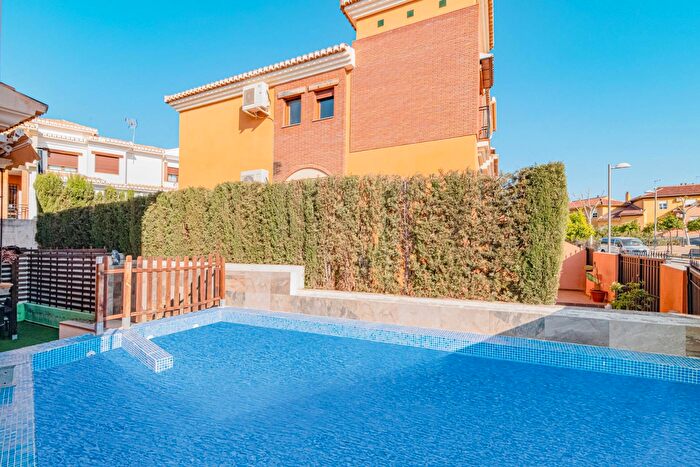 Casas en venta y pisos alquiler - 1
