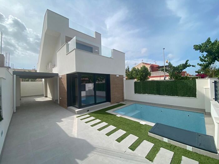 Casa en venta en Las Lomas de Rame Bahía Bella, Los Alcázares de 3 habitaciones