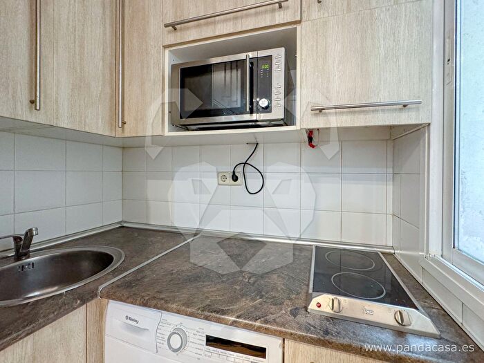Casas en venta y pisos alquiler - 2