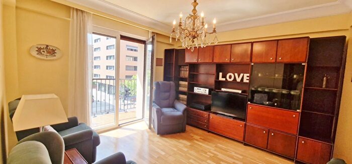 Casas en venta y pisos alquiler - 2