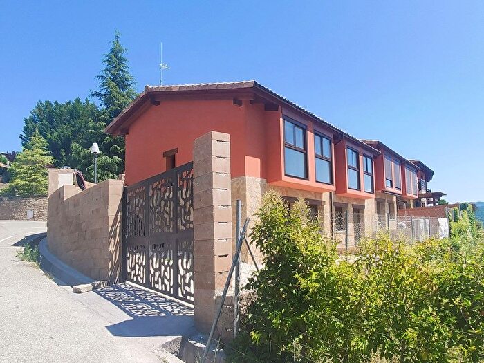 Casa en venta en La Puebla de Castro, Huesca de 2 habitaciones