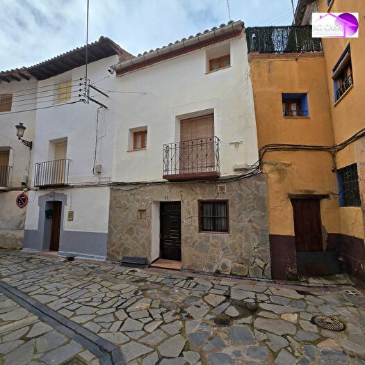 Casas en venta y pisos alquiler - 1