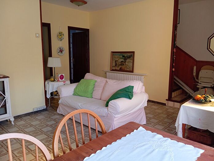 Casas en venta y pisos alquiler - 2