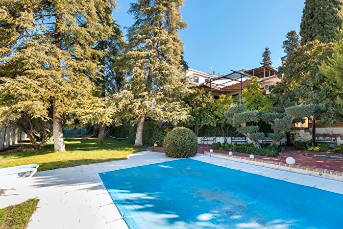 Casa en venta en Albolote, Granada de 5 habitaciones