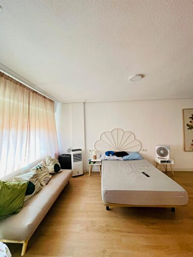 Piso en venta en Campoamor Altozano, Campoamor de 3 habitaciones