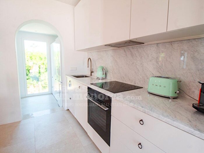 Casas en venta y pisos alquiler - 2