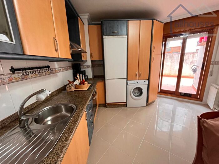 Casas en venta y pisos alquiler - 2