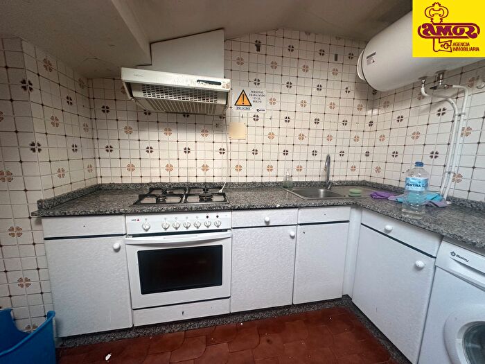 Casas en venta y pisos alquiler - 3