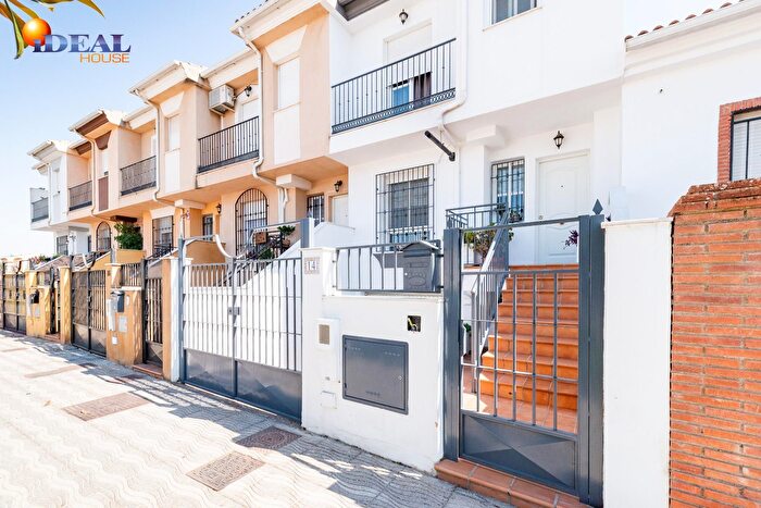 Casas en venta y pisos alquiler - 1