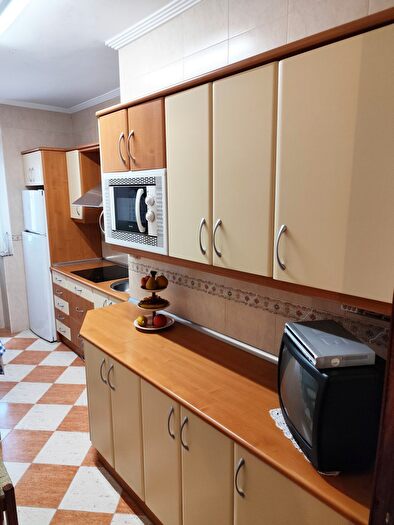 Casas en venta y pisos alquiler - 2