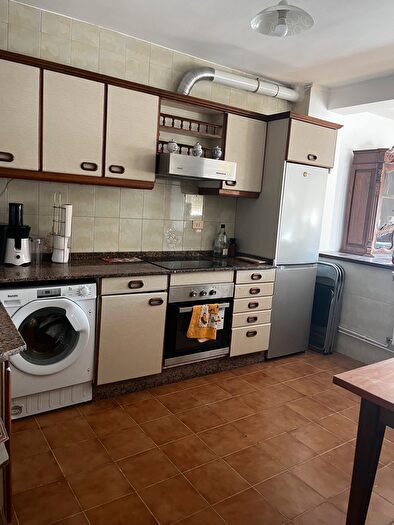 Piso en venta en Silleda, Pontevedra de 4 habitaciones
