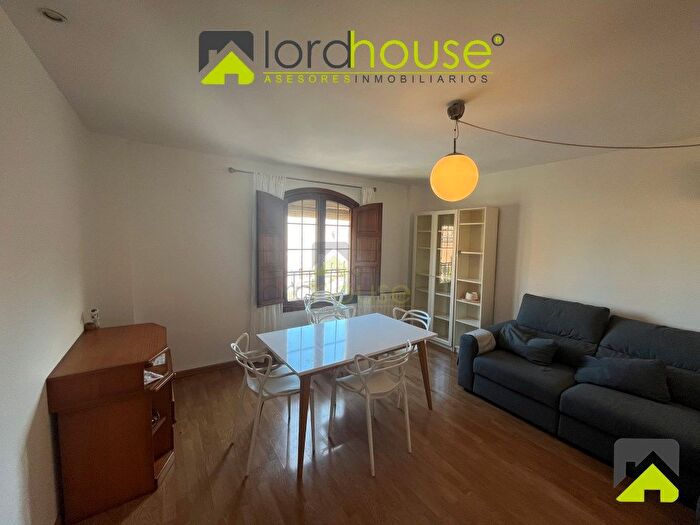 Casas en venta y pisos alquiler - 2