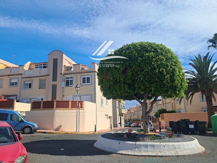 Casa en venta en La Pardilla San Antonio, Telde de 3 habitaciones