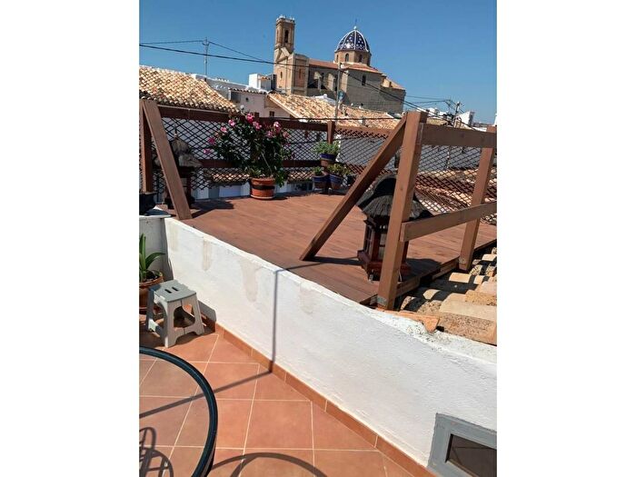 Casas en venta y pisos alquiler - 1