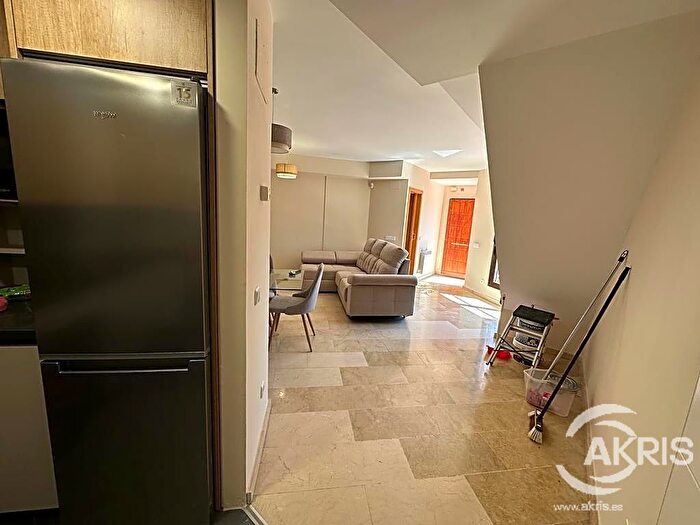 Piso en venta en Los CigarralesLa Bastida, Toledo Capital de 1 habitacion