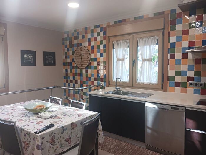 Casas en venta y pisos alquiler - 2