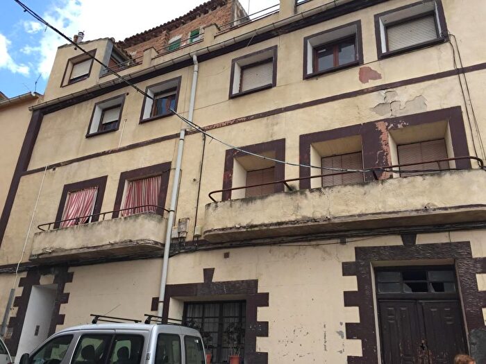 Casas en venta y pisos alquiler - 1