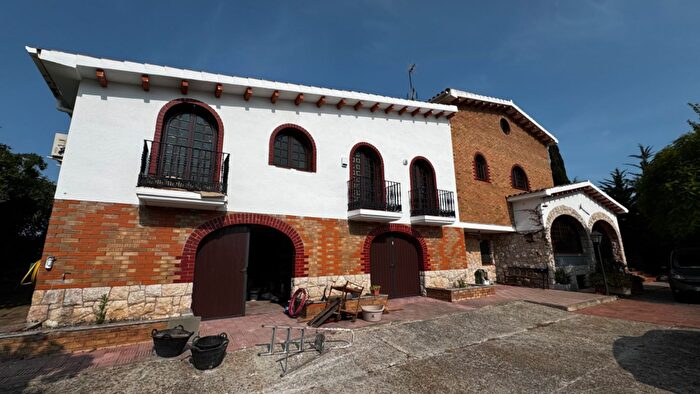Casa en venta en El Catllar, Tarragona de 12 habitaciones