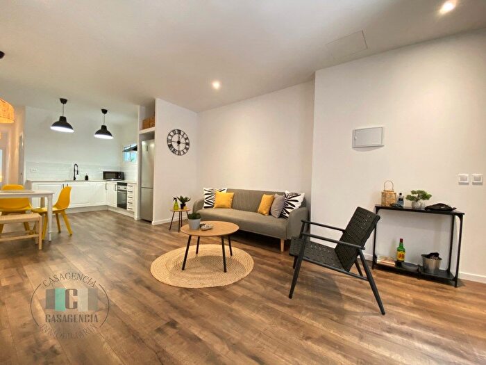Casas en venta y pisos alquiler - 3