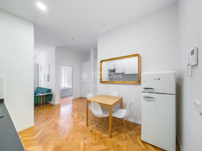 Casas en venta y pisos alquiler - 3