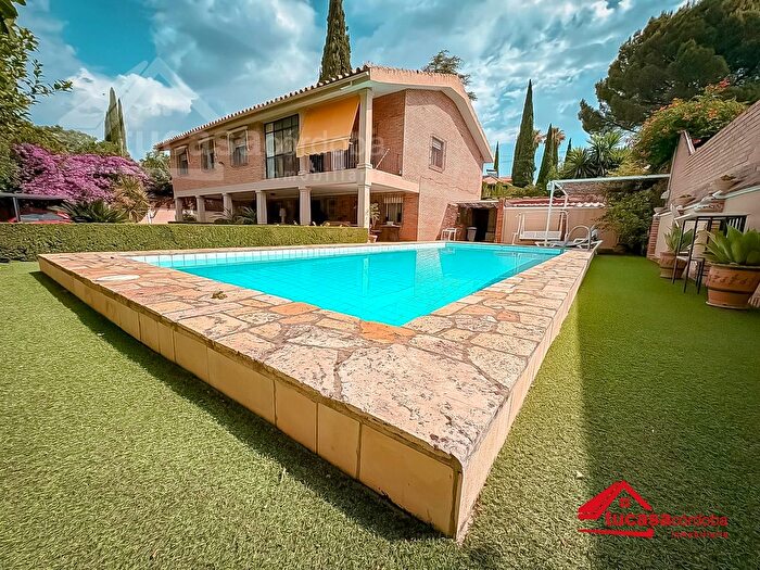 Casa en venta en NorteSierra, El Brillante El Naranjo El Tablero de 5 habitaciones