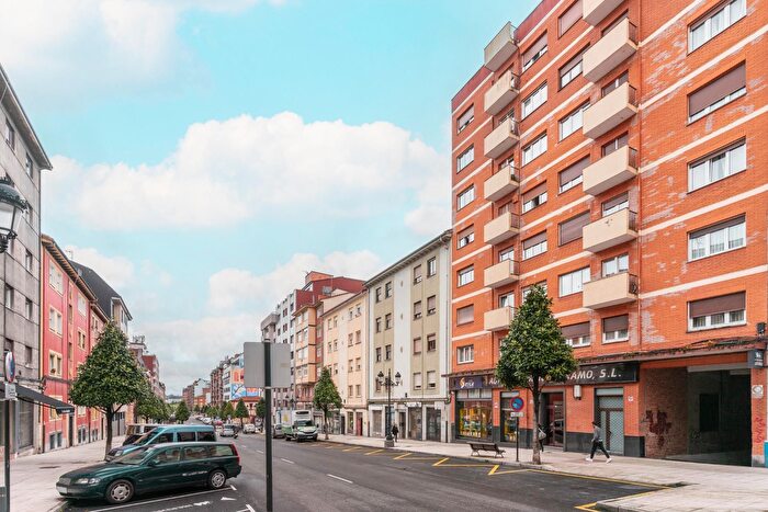 Casas en venta y pisos alquiler - 1