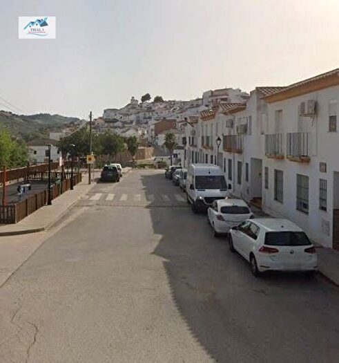 Piso en venta en Torre Alháquime, Cádiz de 3 habitaciones