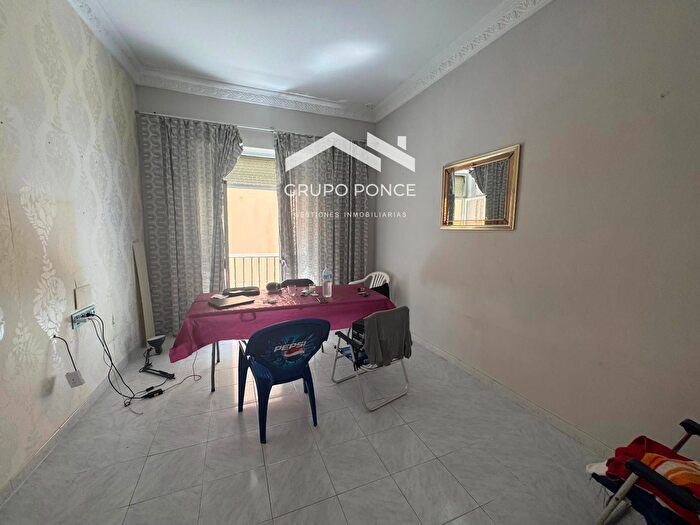 Casas en venta y pisos alquiler - 2