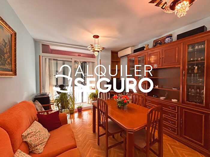 Piso en alquiler en Puente de Vallecas, Numancia de 2 habitaciones