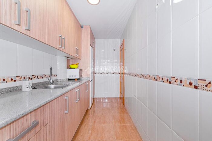 Casas en venta y pisos alquiler - 2
