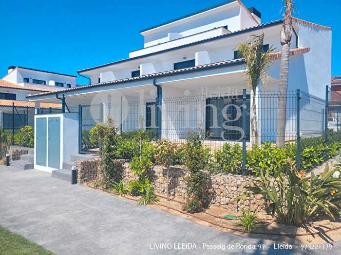 Casas en venta y pisos alquiler - 1