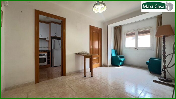 Casas en venta y pisos alquiler - 1