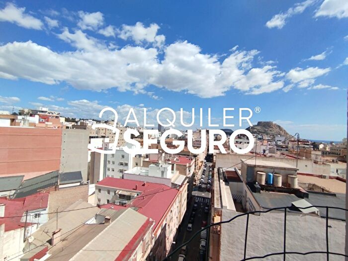 Casas en venta y pisos alquiler - 1