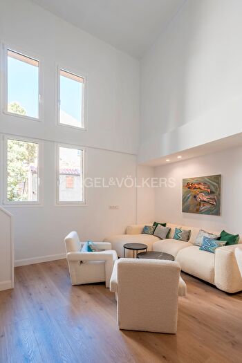 Casas en venta y pisos alquiler - 3